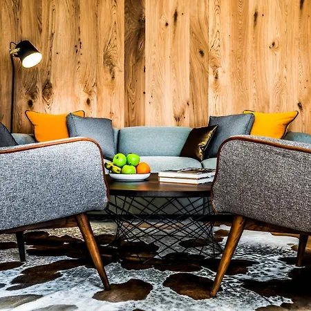 Boutique Pellas * Vella