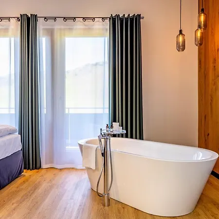 Boutique Pellas Hotel *