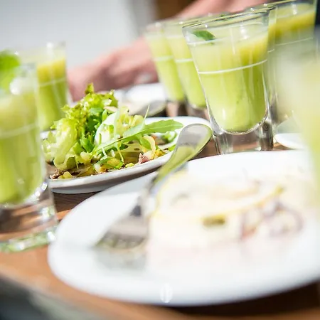 Boutique Pellas * Vella