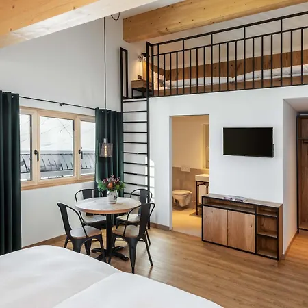 Boutique Pellas Vella